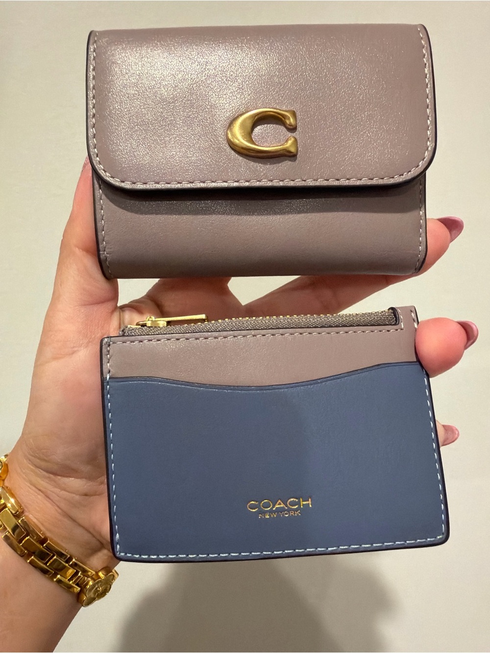 🎀COACH~Essential Card Holder Wallet In Colorblock - Picture 3 of 9